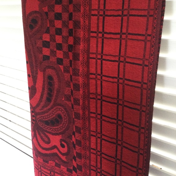 Pashmina Red/Black Scarf/Wrap - Picture 6 of 9